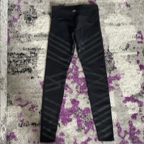 Black ALO leggings - size XS - Picture 3 of 3
